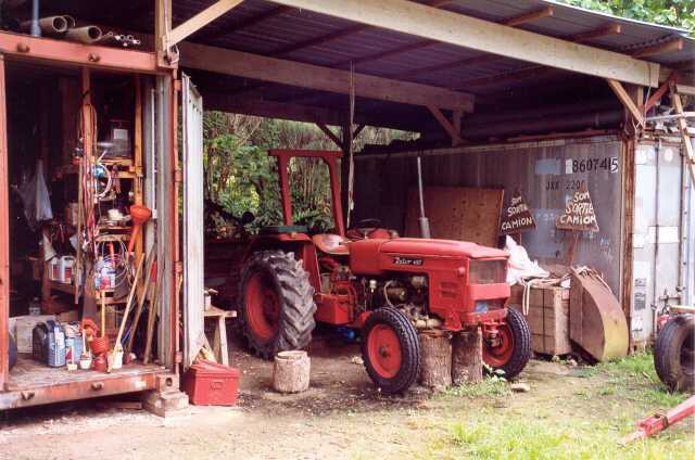 068 Zvan domoviny - traktor Zetor 