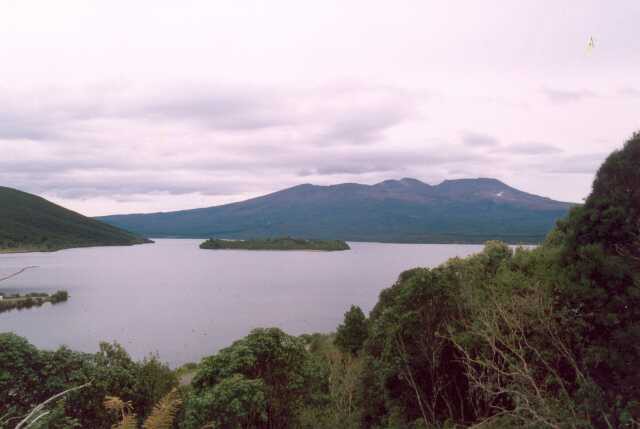 224 Jezero Taupo s rozlohou 606 km tverench - nejvt jezero NP 