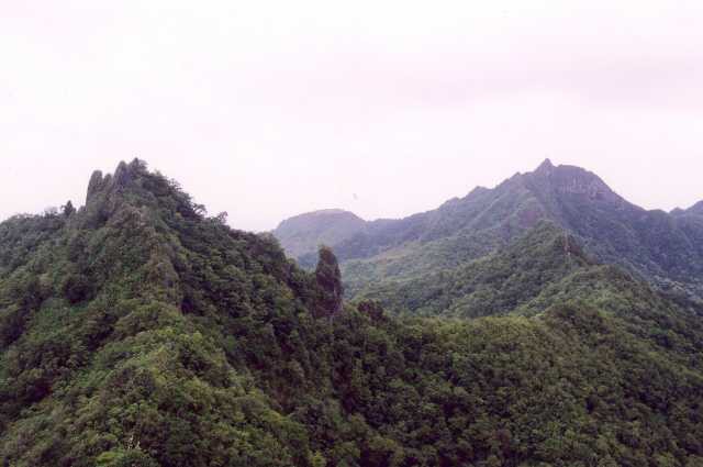 273 Vrcholky ostrova Rarotonga 