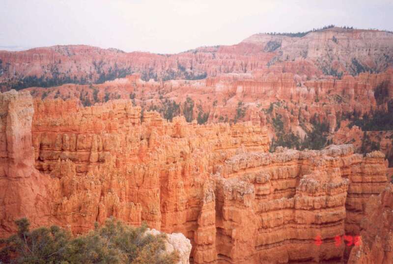 121 Bryce Canyon - amfietry a labyrinty (Pink Cliffs) vovitch tvar 